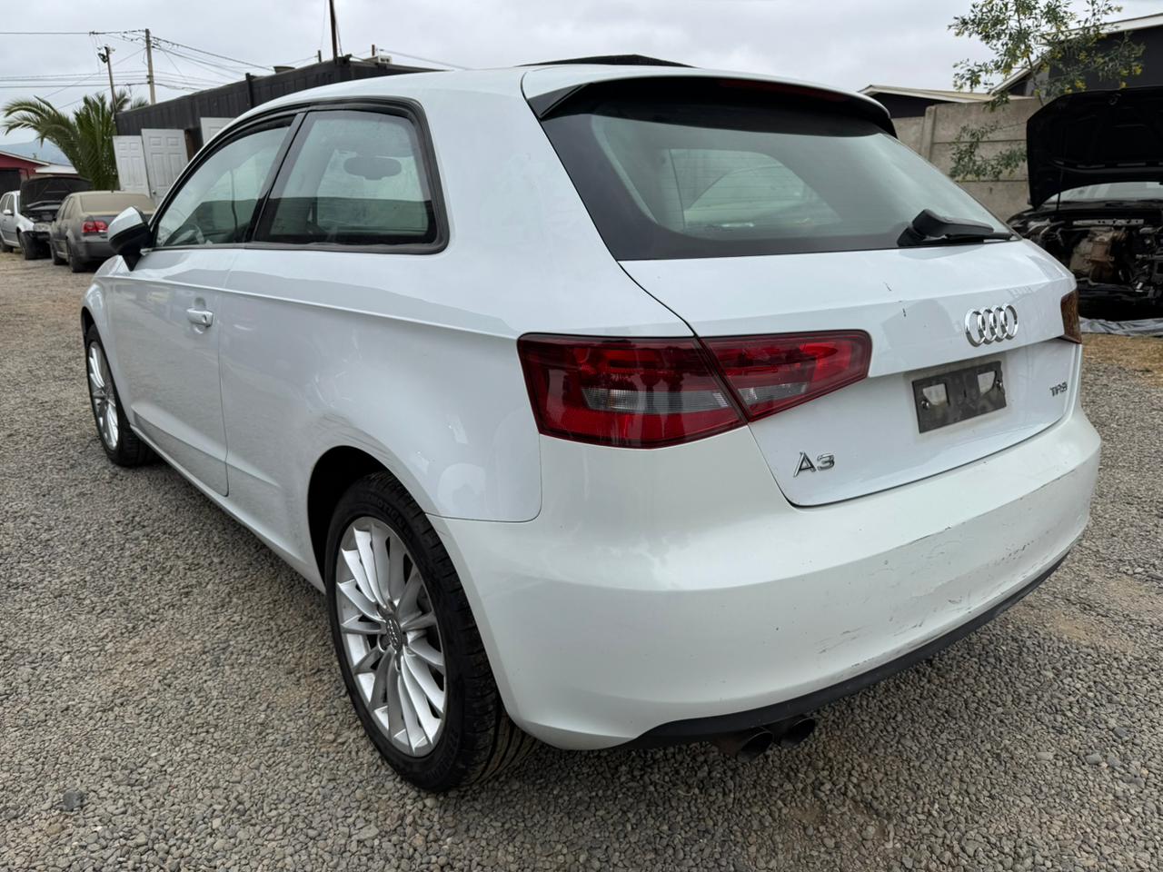Parte trasera del Audi A3, costado derecho