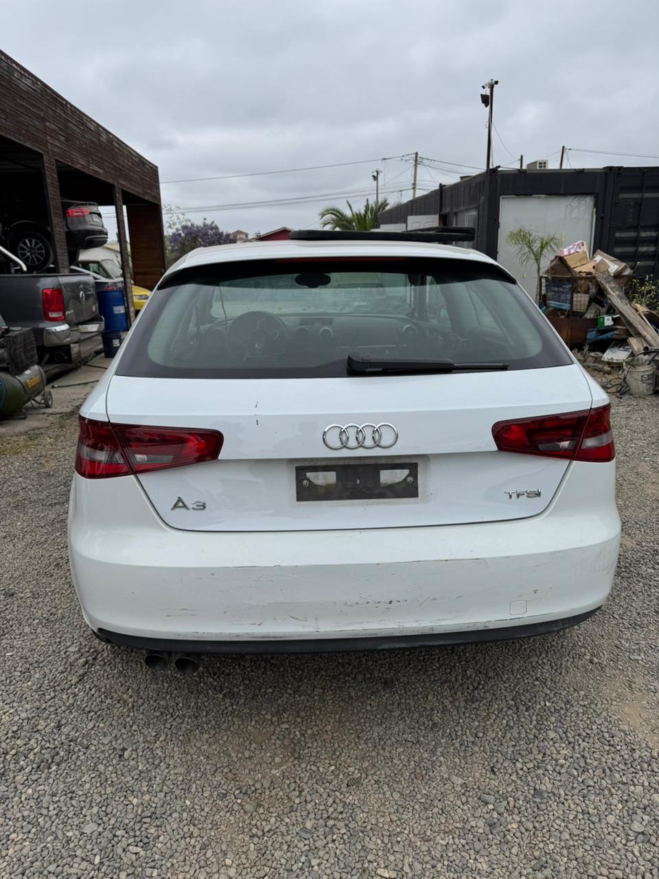 Portalón y focos traseros del Audi A3